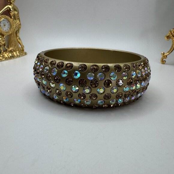 Chunky Gold Lucite Acrylic & AB Rhinestones Encrusted Bangle Bracelet Wide Cute - Picture 7 of 7